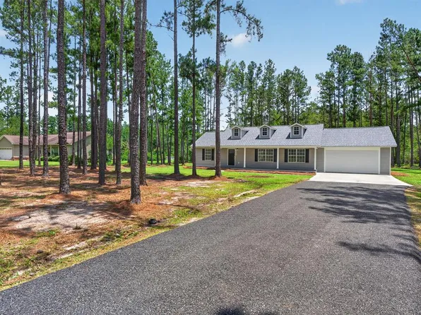 1864 N Clough Bay Rd, Waycross, GA 31503