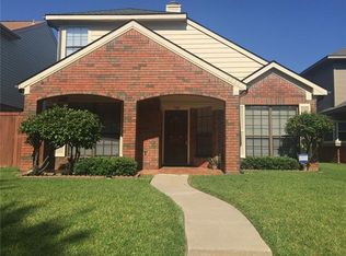 4225 Phoenix Dr, Carrollton, TX 75010
