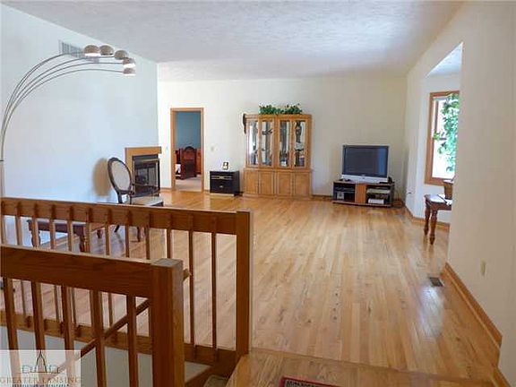 2nd image of 2920 E Audreys Way