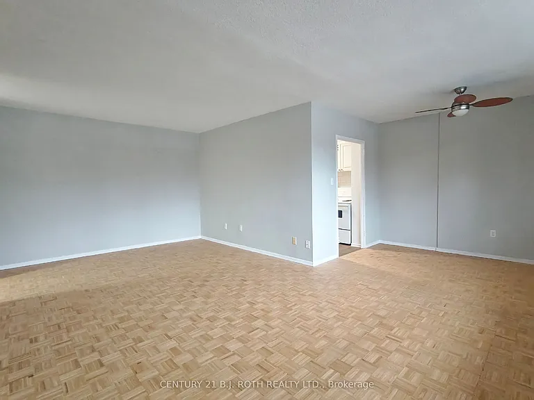 37 Peel St #301 — Photo 2