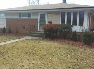 351 E Drake Ave, Addison, IL 60101