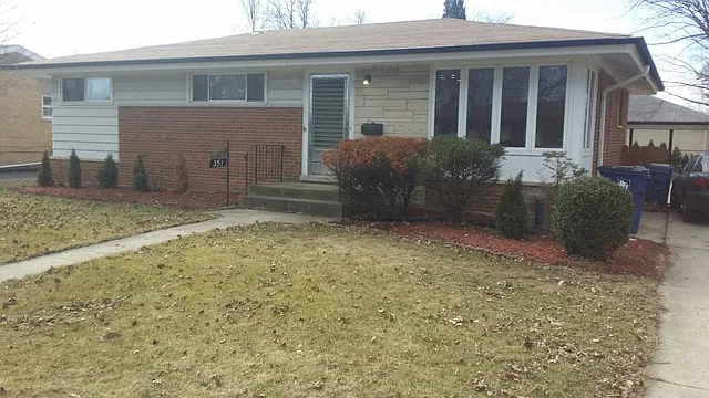 351 E Drake Ave photo 1