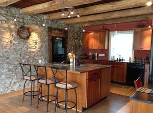 2971 Old Post Rd, Slatington, PA 18080