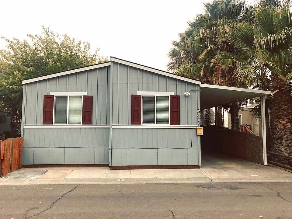 1st image of 4971 Eleven Oaks Ln #15