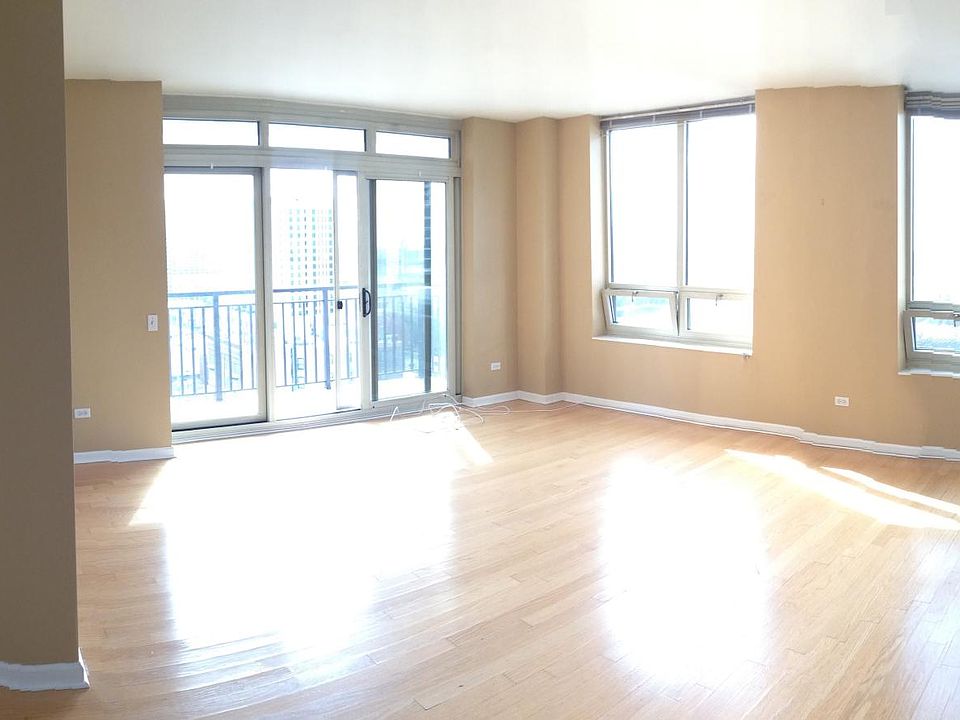 1st image of 1111 S Wabash Ave APT 1510