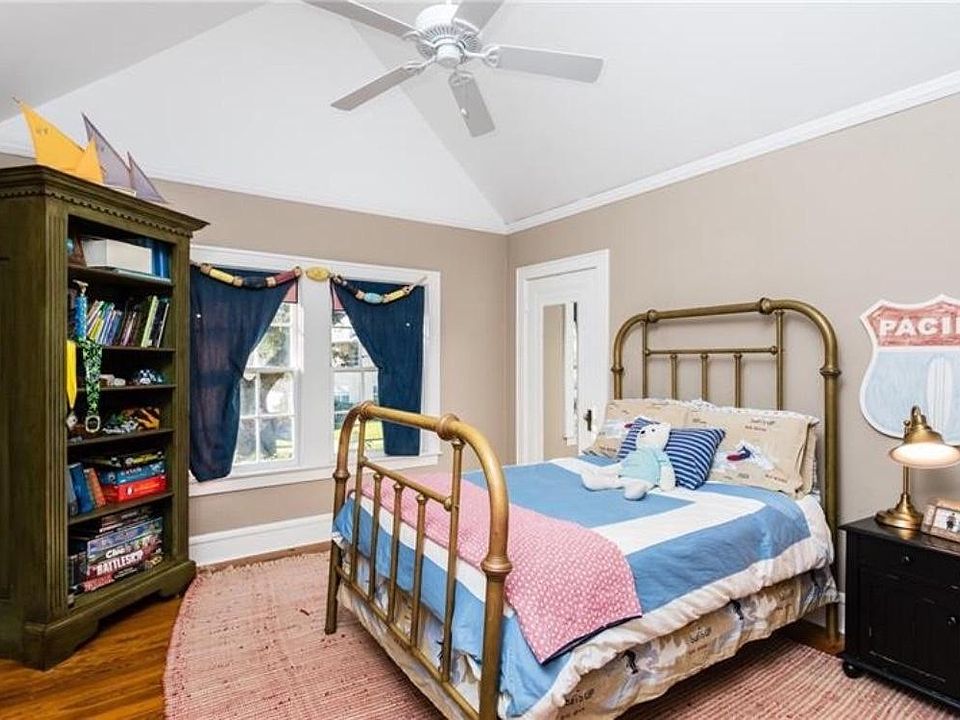 1st image of 627 Park Lake St #2