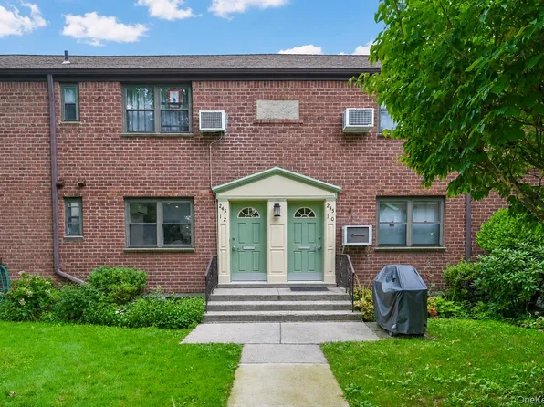 245-12 62 Avenue 2nd Floor, Douglaston, NY 11362