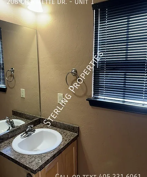 208 Chalmette Dr #1 — Photo 22