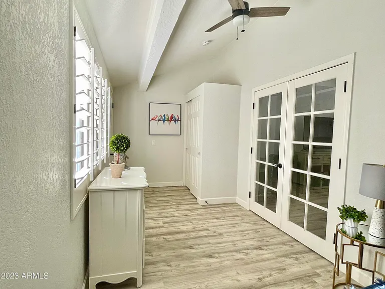 9040 E Winchcomb Dr — Photo 24