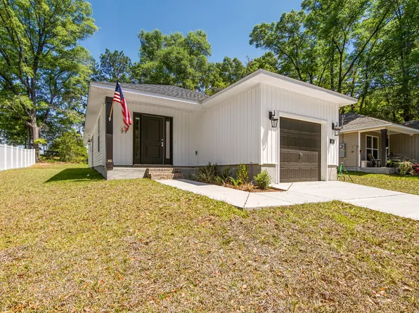 402 N 11th St, Defuniak Springs, FL 32433