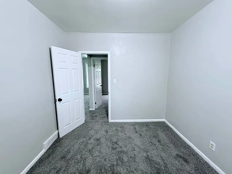 10419 Ignatius Ave #2 — Photo 14