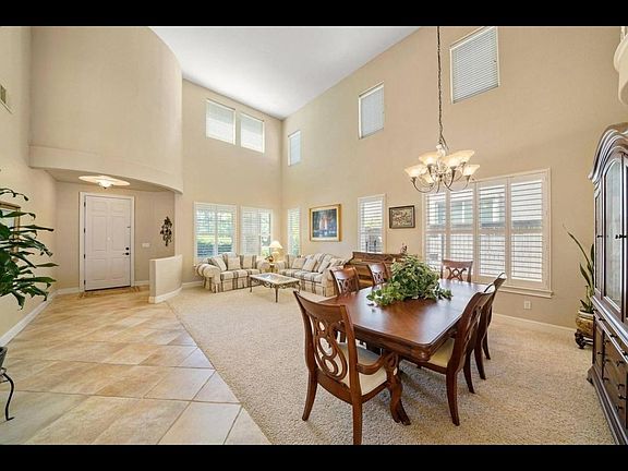 3rd image of 1745 Toby Dr