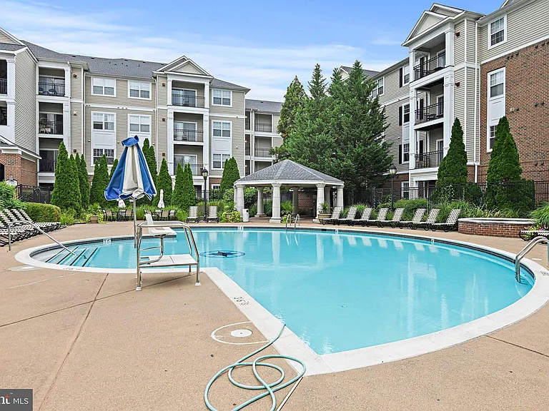 12921 Centre Park Cir #206 — Photo 43