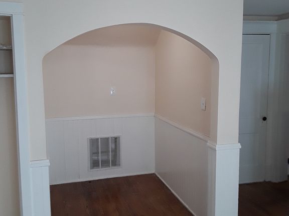 2nd image of 1273 Kensington Ave