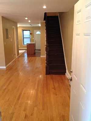 Rented by Realty Collective | media 28