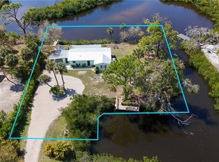 24 S Oxford Dr, Englewood, FL 34223