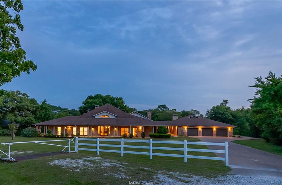 1st image of 5422 Cole Ln