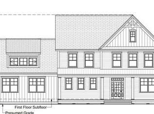 2 Oliver Ln, Gorham, ME 04038