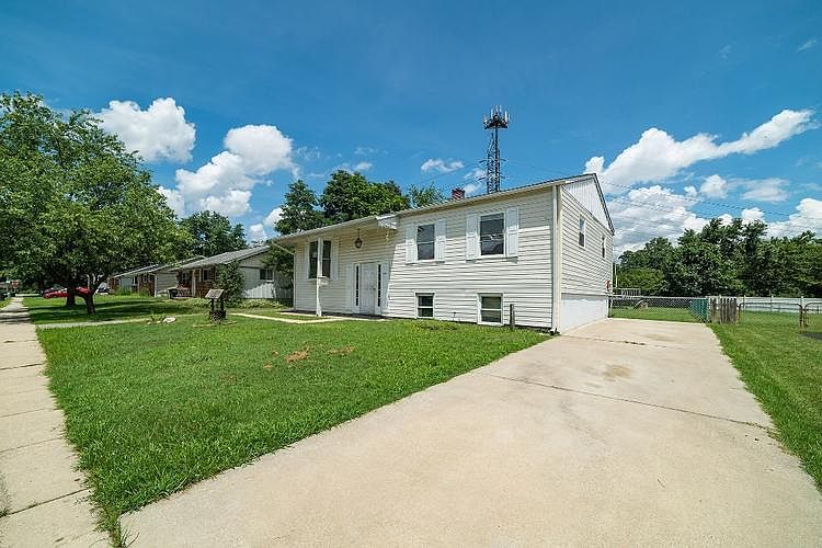 1st image of 908 Genine Dr