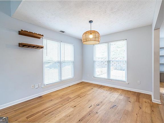 4th image of 2846 Ashbury Heights Rd