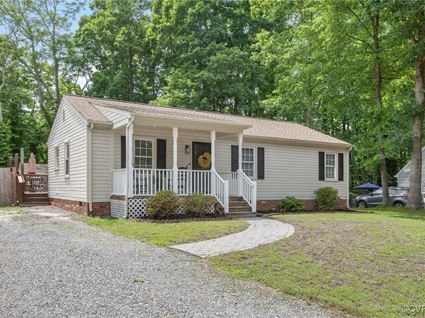 7031 Poteet Ln, Mechanicsville, VA 23111