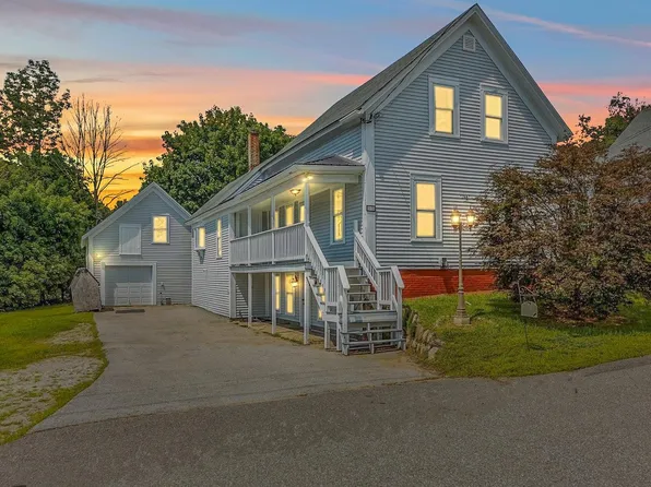 15 Blake Street, Pittsfield, NH 03263