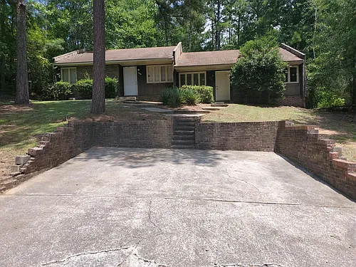 1214 Kings Mountain Ct Photo 1