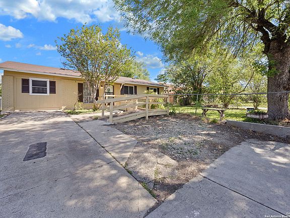 3rd image of 3003 FAIRMEADOWS ST