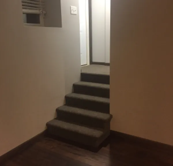 16 S Hill St #A — Photo 5