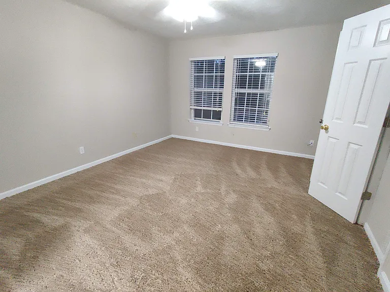 4256 Augustus Oak Ct — Photo 17