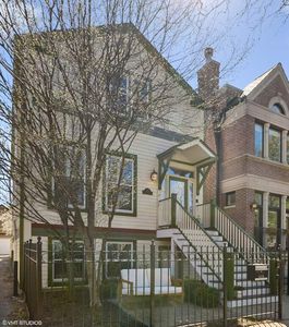 1215 W Nelson St, Chicago, IL, 60657