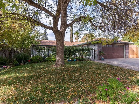 2nd image of 2100 McGregor Dr