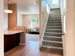 801 N 16th Ave #2-4, Yakima, WA 98902