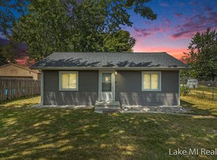 249 Murray St SE, Kentwood, MI 49548