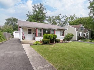 32 E Jackson St, Villa Park, IL