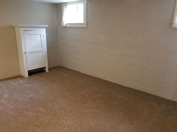 3rd image of 3165 Plaza Way #B