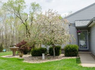 52378 Country Acres Dr, Elkhart, IN 46514