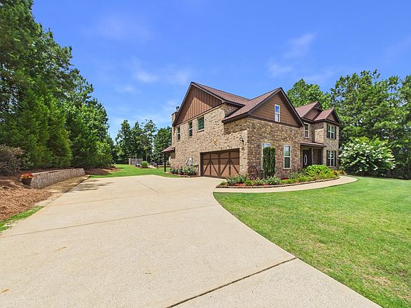 3rd image of 85 Arrowhead Dr