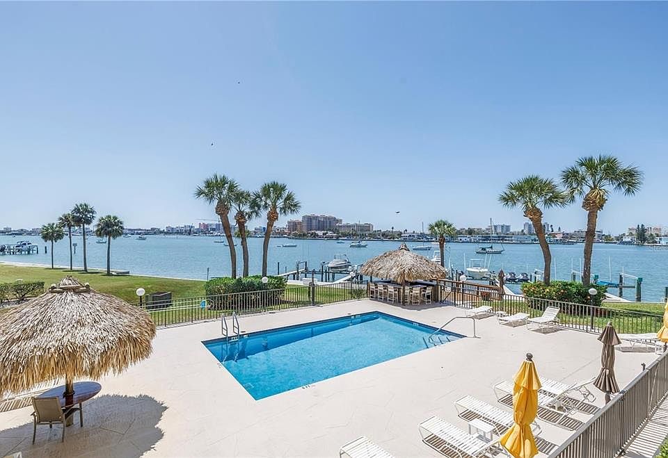 1st image of 650 Island Way APT 106