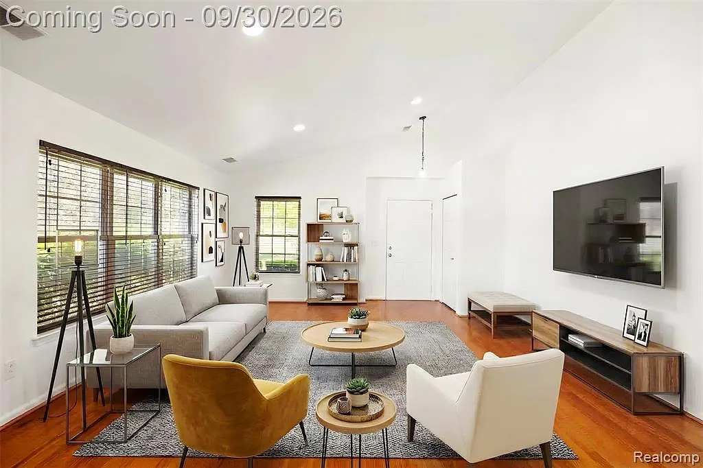 2 bed, 2.0 bath, 1391 sqft, $1,800 — Photo 4