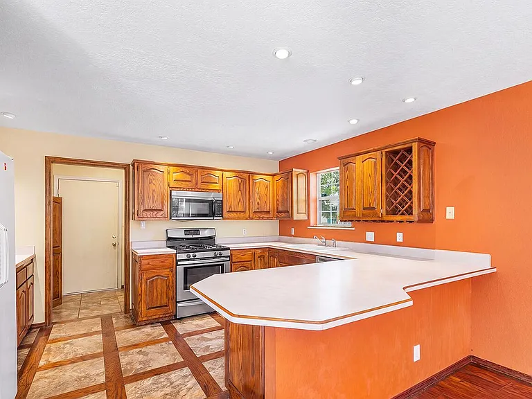 9441 Allande Rd NE — Photo 12