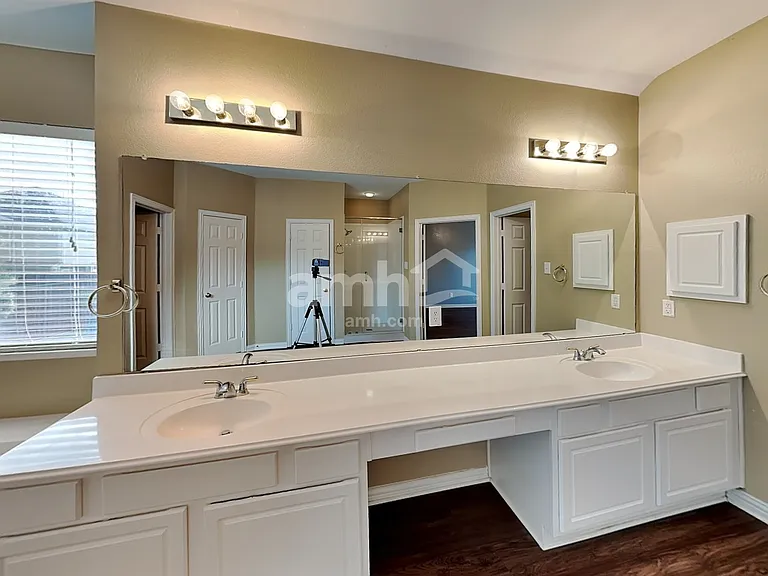 5205 Geode Ln — Photo 13