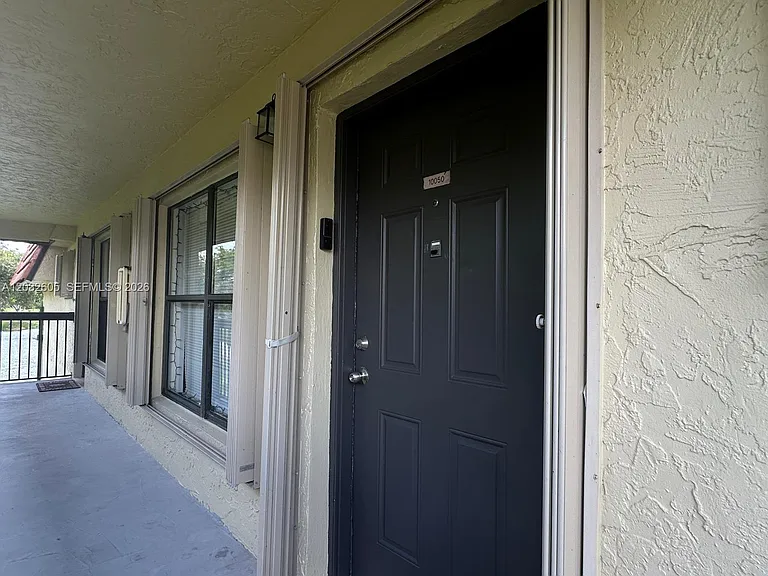 10050 NW 6th St #202 — Photo 3