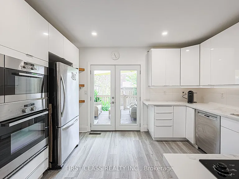 53 Aldridge Ave — Photo 11