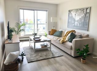 1204 156th St NW #1A, Edmonton, AB T6R0R6