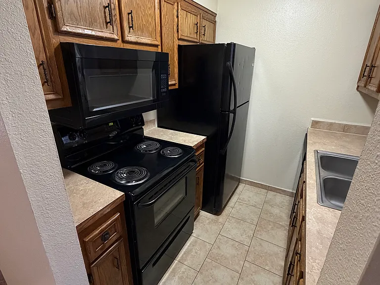 Spanish Villas Apts — Photo 8