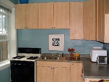 4th image of 3648 N Pine Grove Ave APT 1
