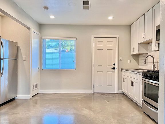 5th image of 4223 N 26th St APT 6