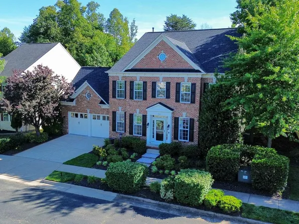 2144 Idlewild Blvd, Fredericksburg, VA 22401