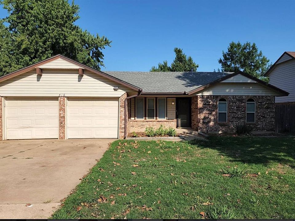 1st image of 316 S English Dr